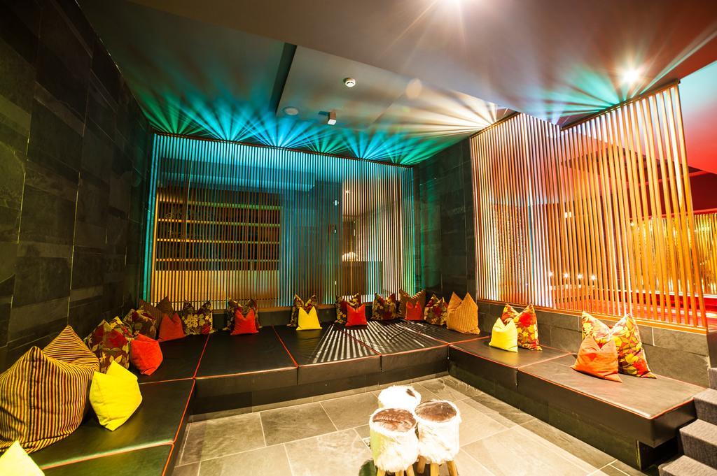 Living Max Hotel Zell am See Zewnętrze zdjęcie