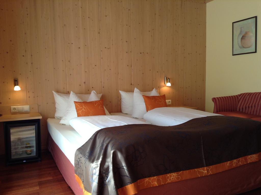 Living Max Hotel Zell am See Zewnętrze zdjęcie